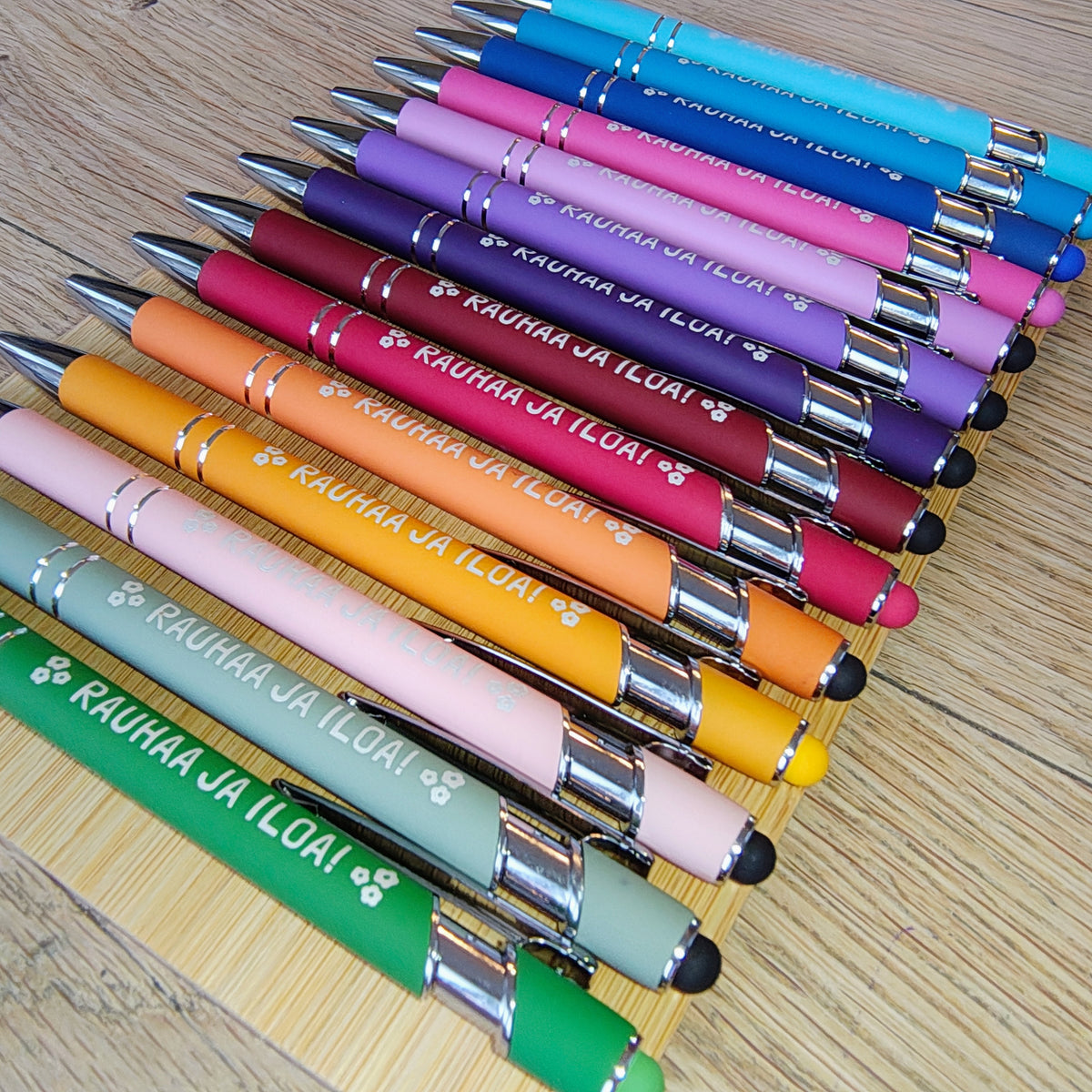 Kuulakärkikynä "Rauhaa ja iloa!"