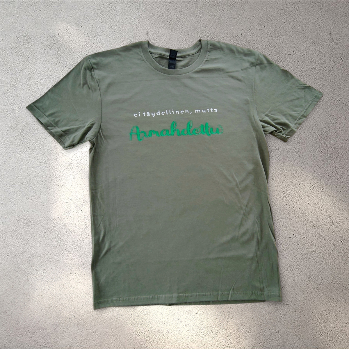 T-paita "Armahdettu"