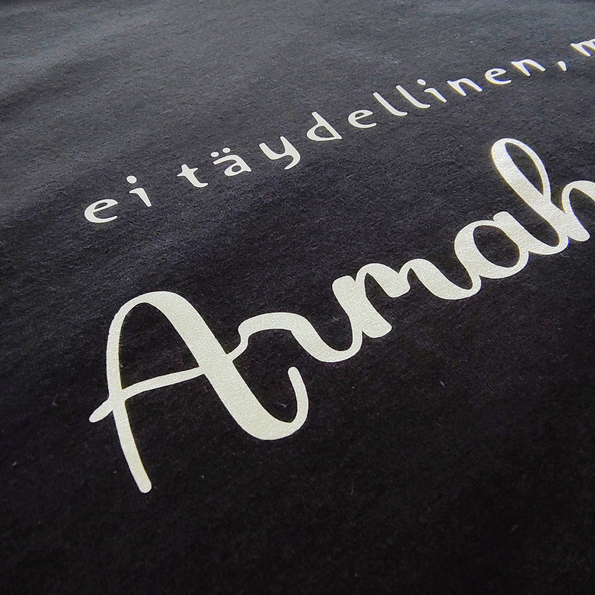 T-paita "Armahdettu"