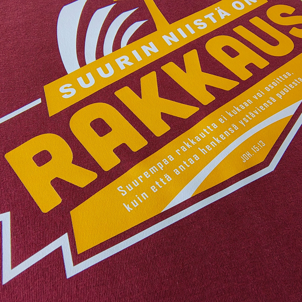 T-paita "Suurin niistä on rakkaus"