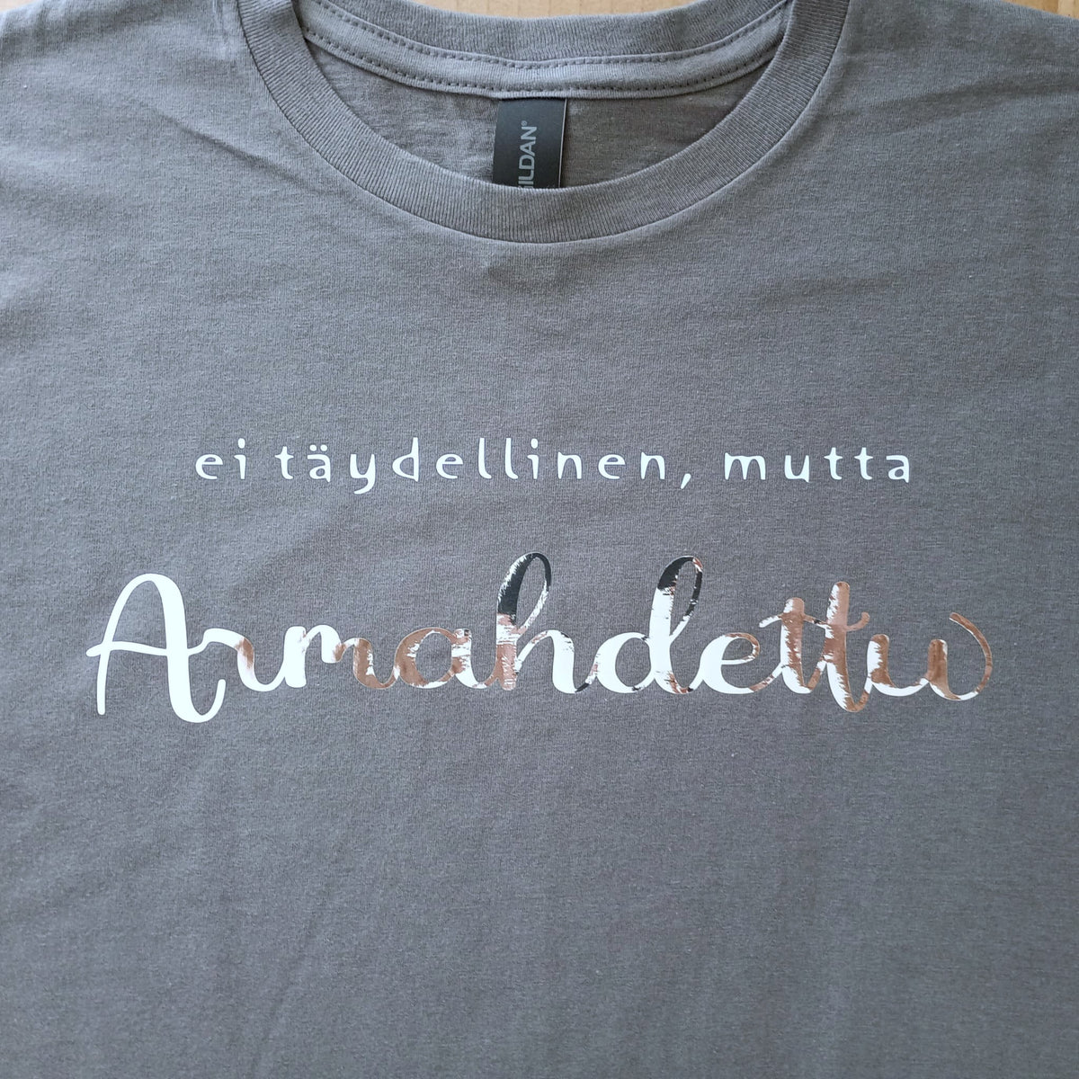 T-paita "Armahdettu"
