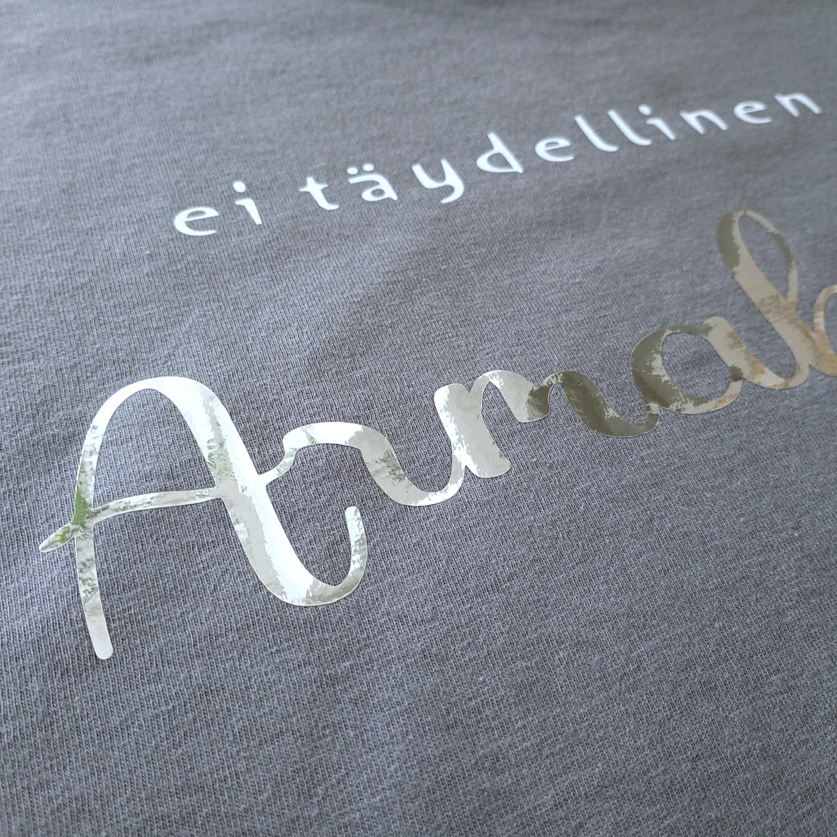T-paita "Armahdettu"
