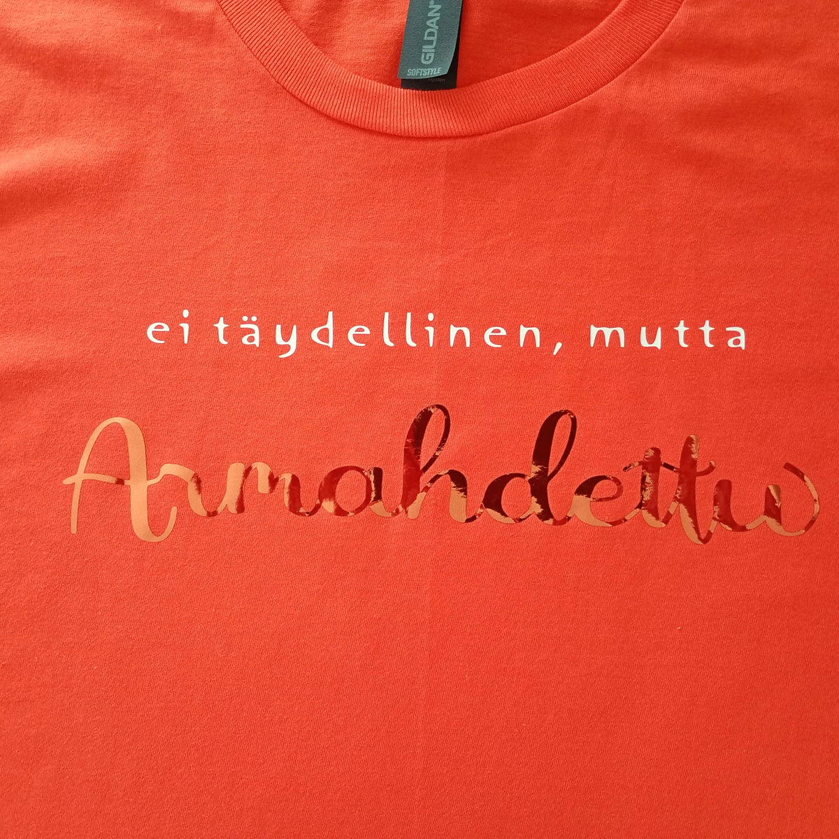 T-paita "Armahdettu"