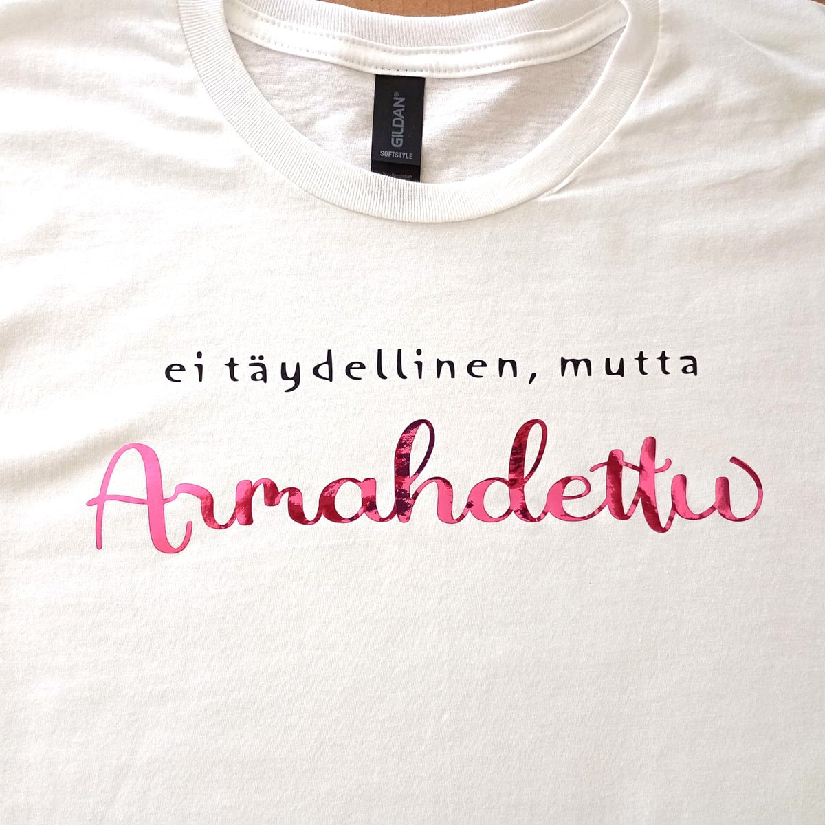 T-paita "Armahdettu"